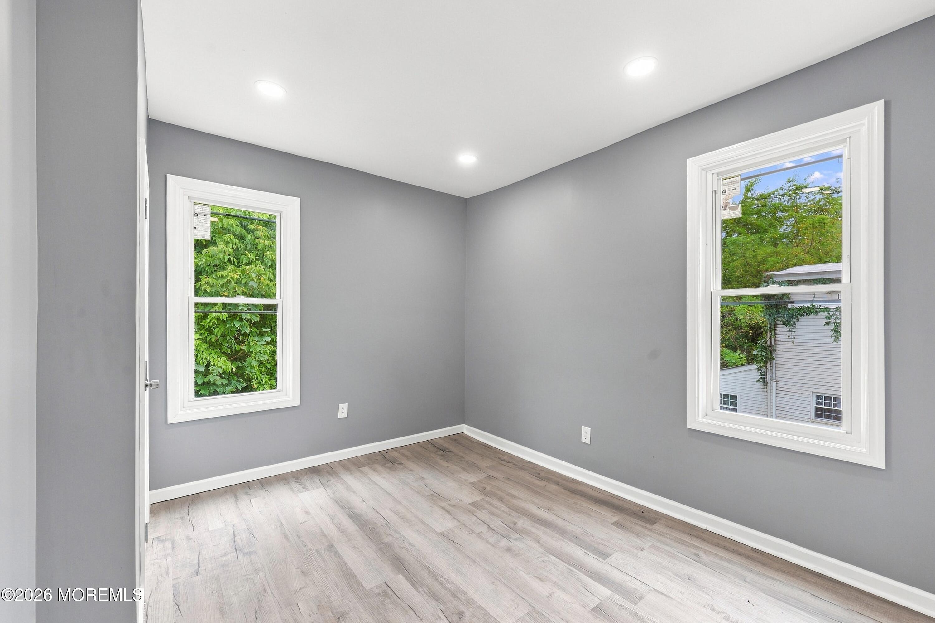 320 Rutherford Avenue Trenton, NJ 08618 - Photo 18 of 25 28