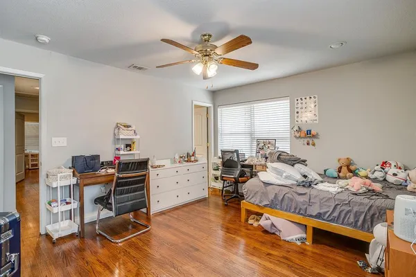 $3,000 | 3704 Jeanette Drive, Fort Worth, TX 76109