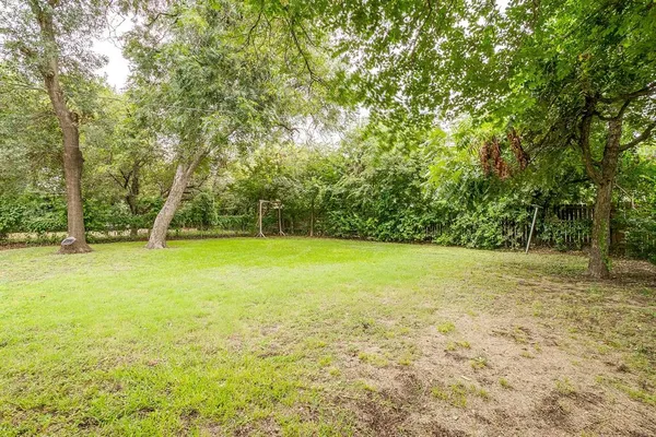 $3,000 | 3704 Jeanette Drive, Fort Worth, TX 76109