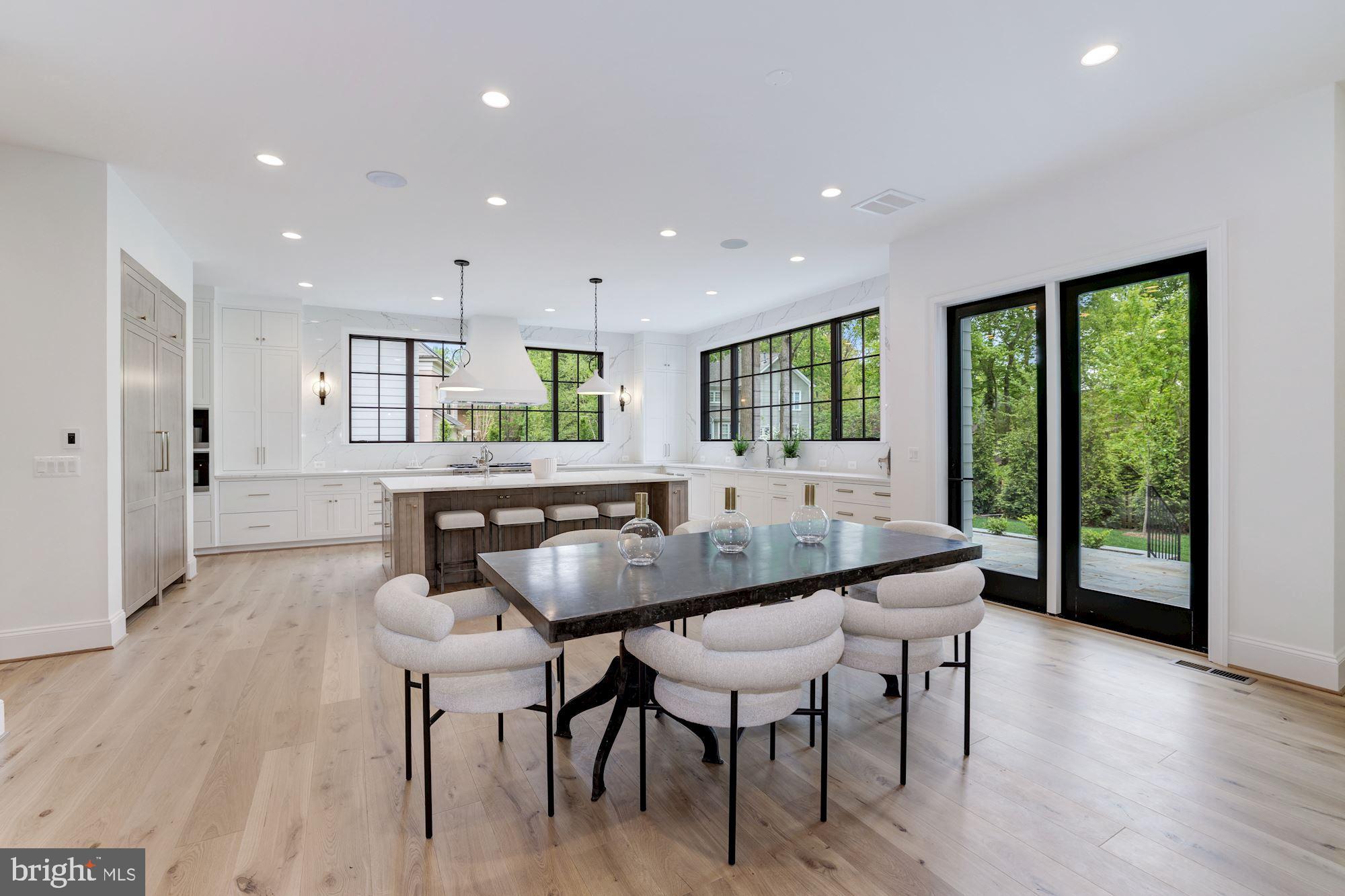 2007 Rockingham Street McLean, VA 22101 - Photo 14 of 54 Breakfast Room