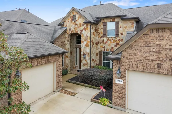 $560,000 | 19314 Stanton Lake Drive, Cypress, TX 77433