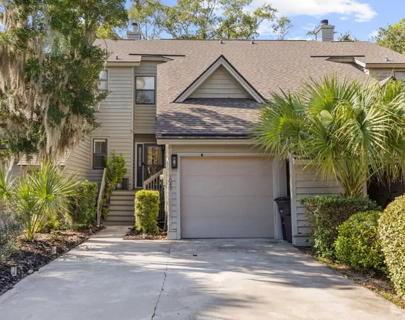 $570,000 | 1043 Marsh Ct Lane, Mount Pleasant, SC 29464