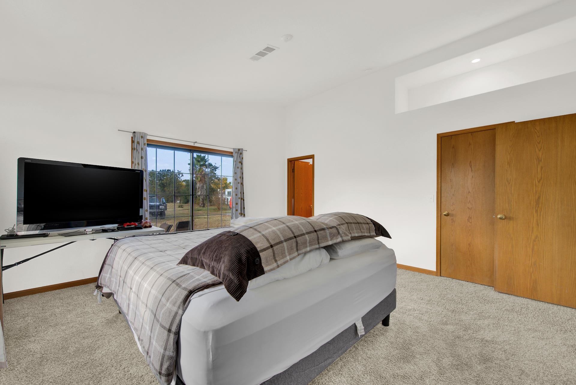 9885 Ashurst Street Proberta, CA 96078 - Photo 33 of 58