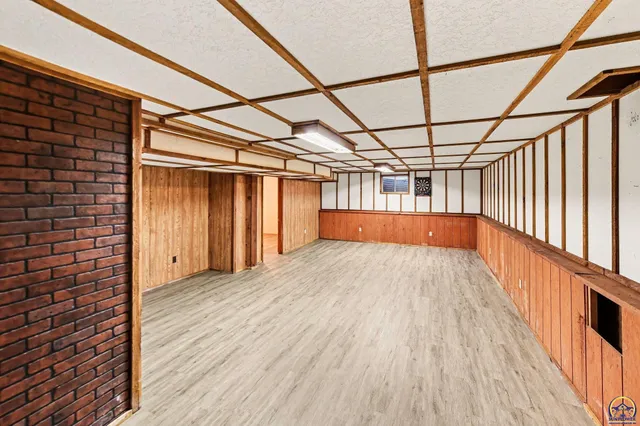 $315,000 | 2532 Southeast Alexander Drive, Topeka, KS 66605