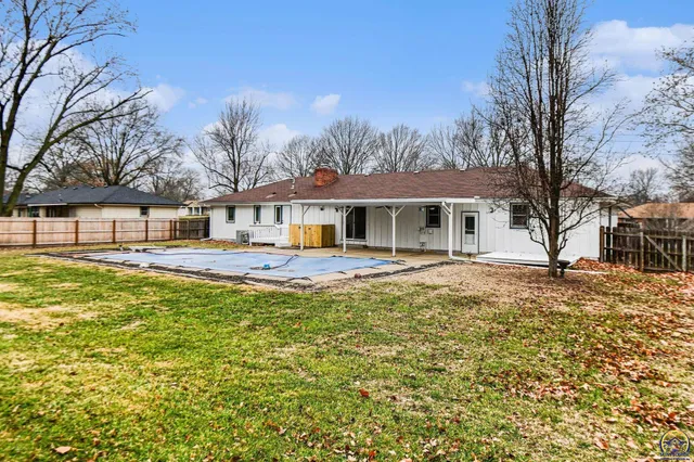 $315,000 | 2532 Southeast Alexander Drive, Topeka, KS 66605