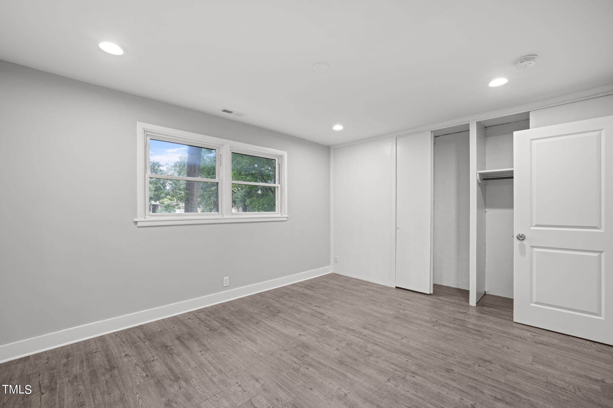 2906 Barmettler Street Raleigh, NC 27607 - Photo 11 of 29 21-web-or-mls-DSC00765