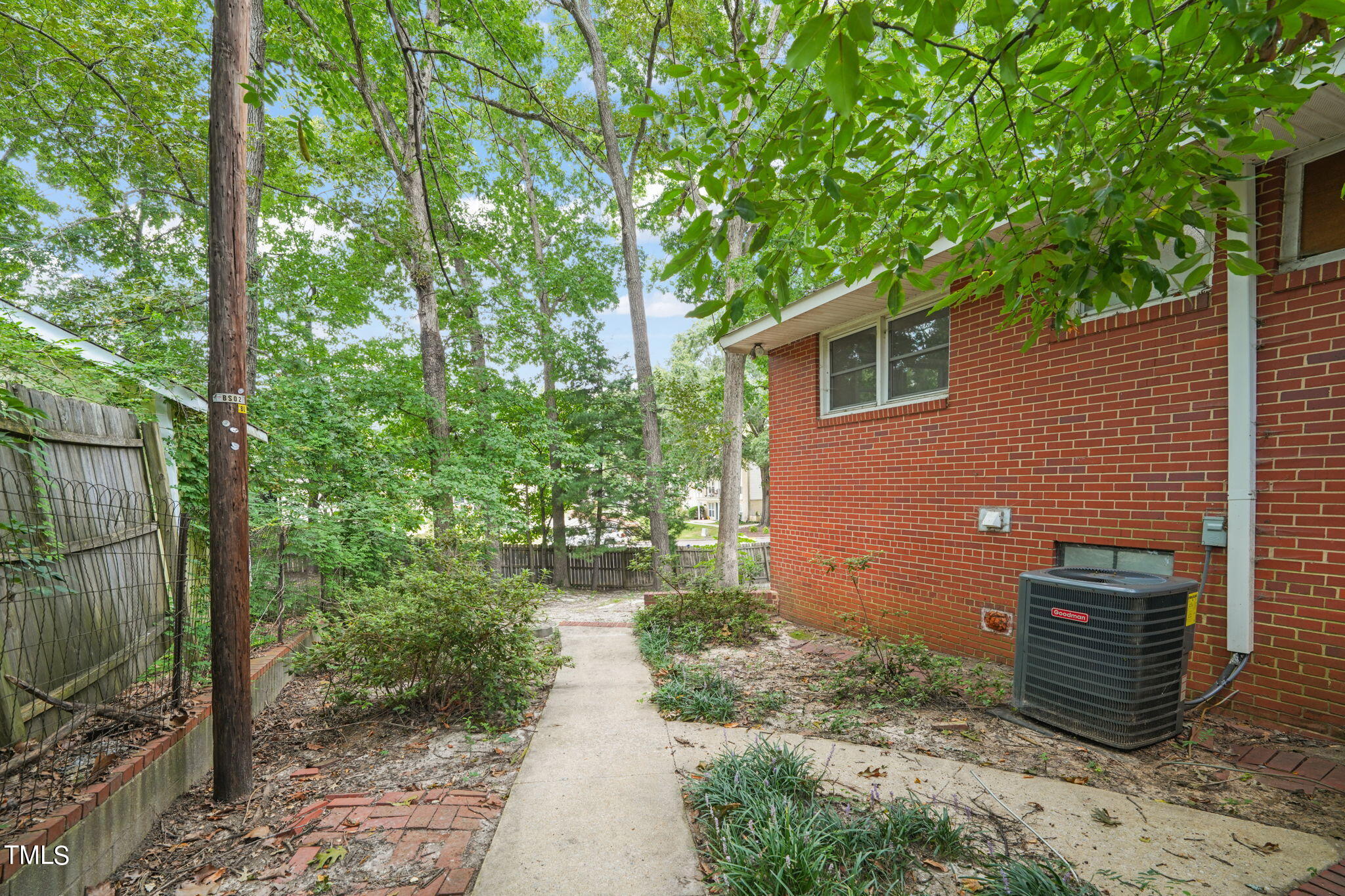 2906 Barmettler Street Raleigh, NC 27607 - Photo 25 of 29 38-web-or-mls-DSC00663