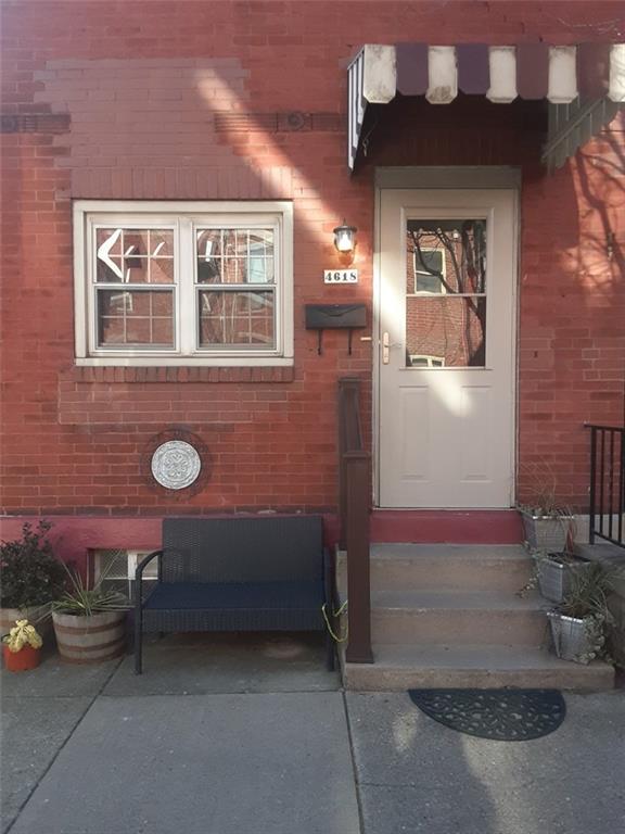 a view of front door of house