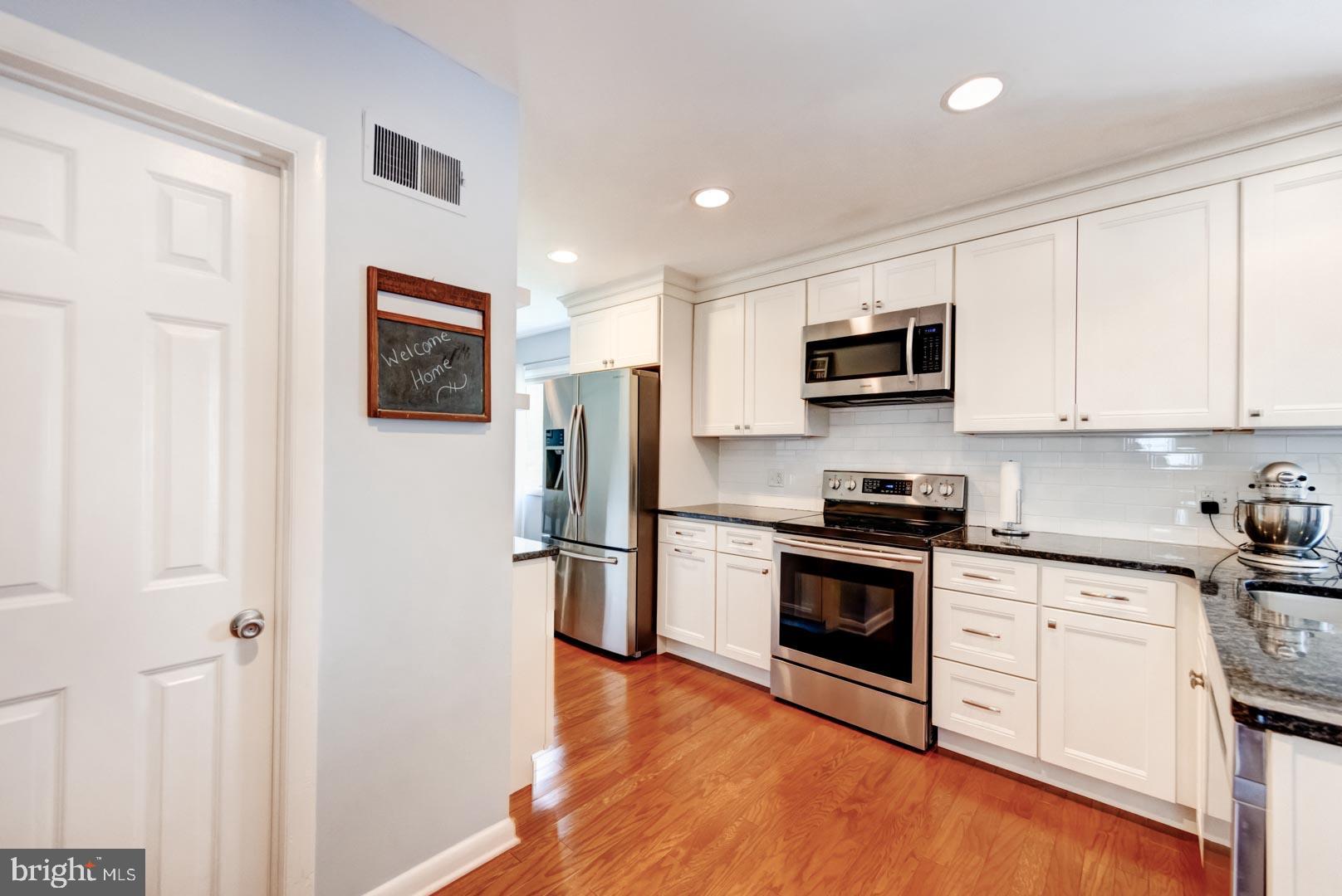1046 Crozer Lane Springfield, PA 19064 - Photo 11 of 32