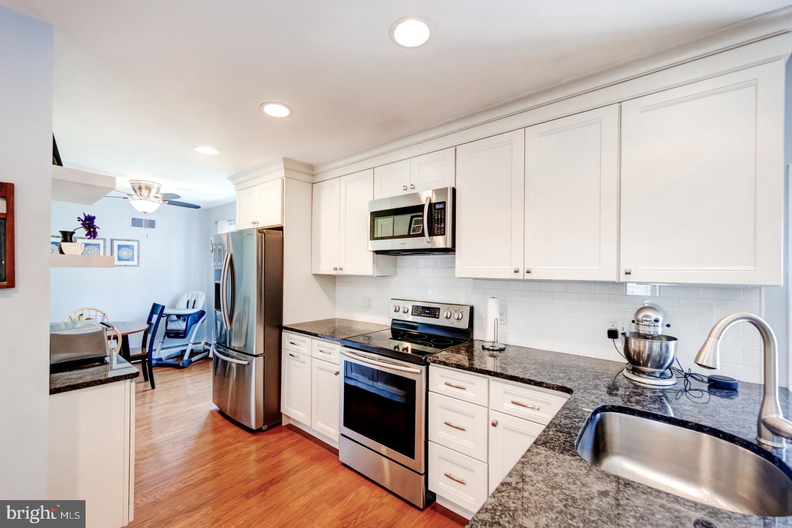 1046 Crozer Lane Springfield, PA 19064 - Photo 10 of 32