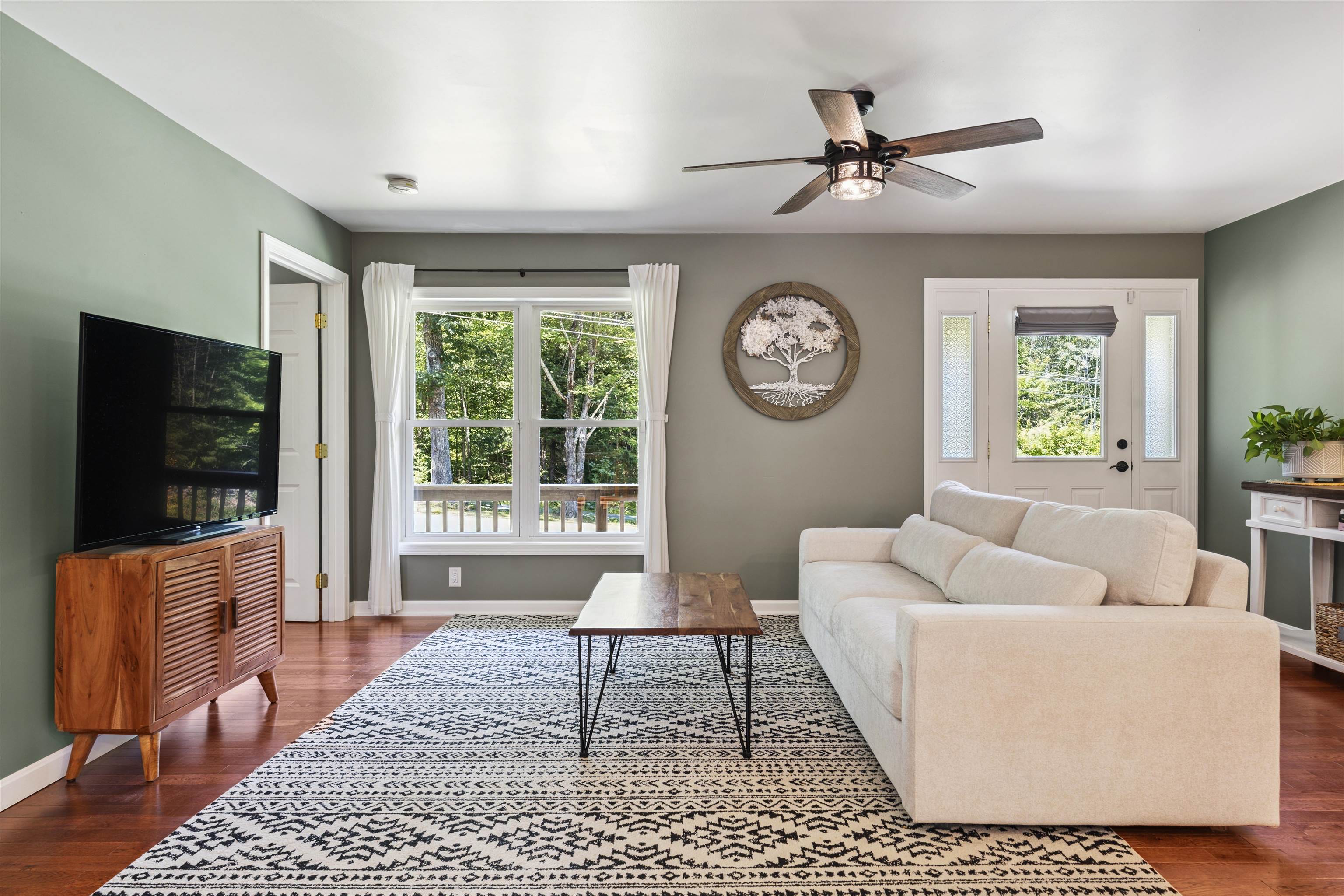 254 Seven Pines Road Holderness, NH 03245 - Photo 11 of 52 Gallery Image 11