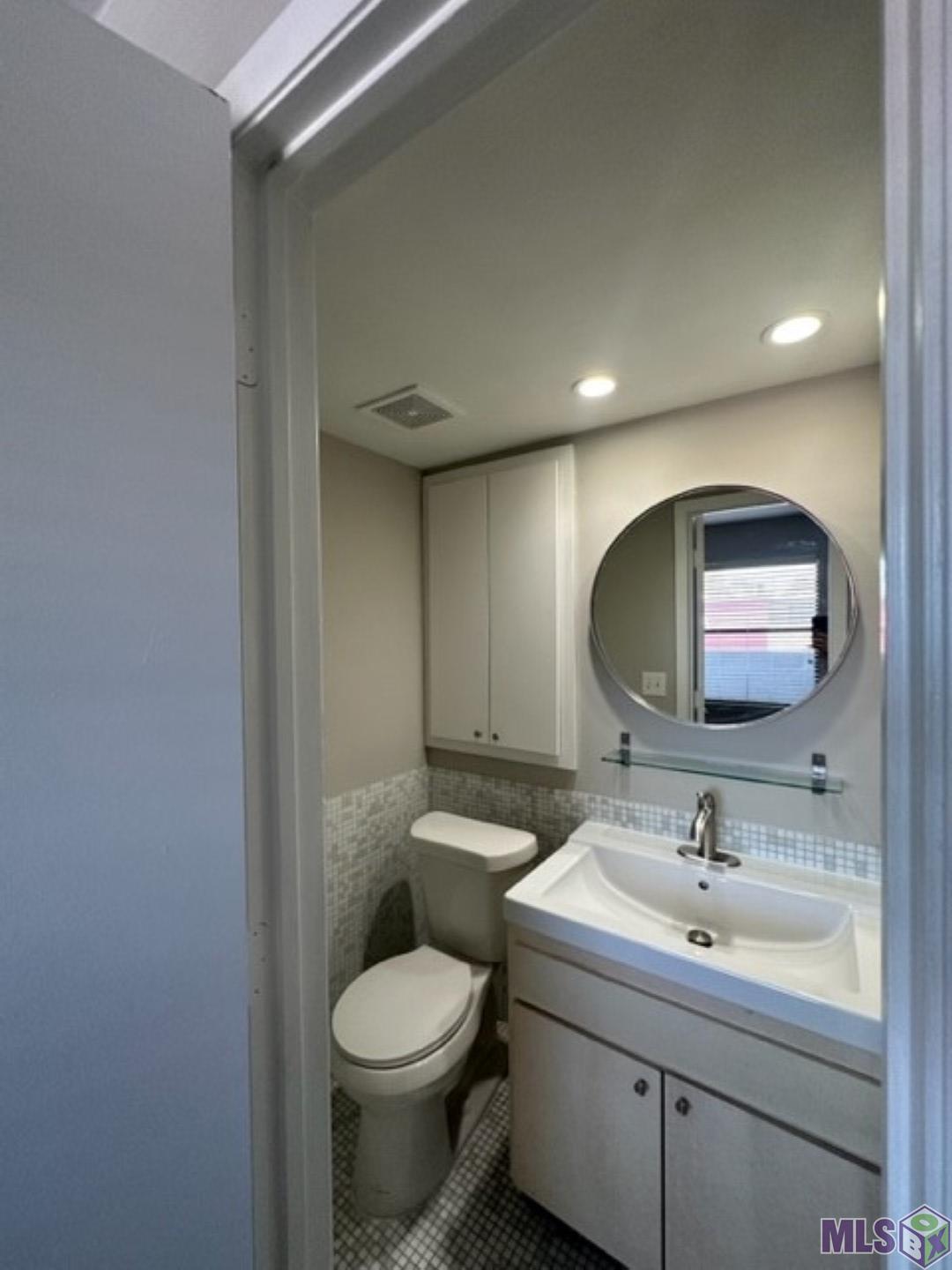 1855 Brightside Drive, Unit 2 BR 1 BA Baton Rouge, LA 70820 - Photo 2 of 9