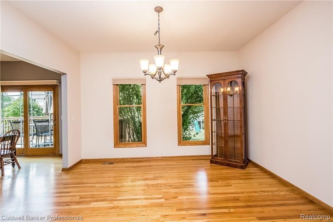 8483 Lee Road Brighton, MI 48116 - Photo 11 of 41 012-Dining_Room-2908838-large.jpg