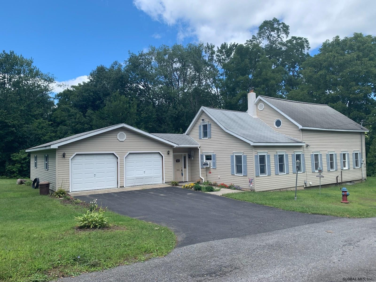 196 Old Crawford Road Rotterdam, NY 12306 - Photo 1 of 37 Photo 1
