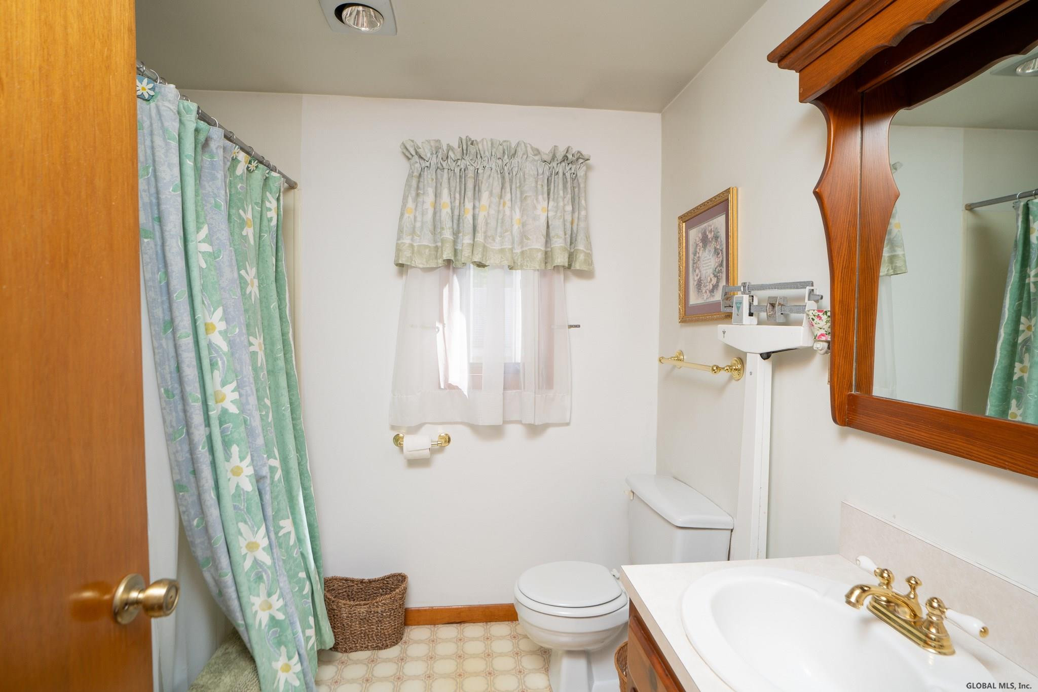 196 Old Crawford Road Rotterdam, NY 12306 - Photo 15 of 37 Photo 19