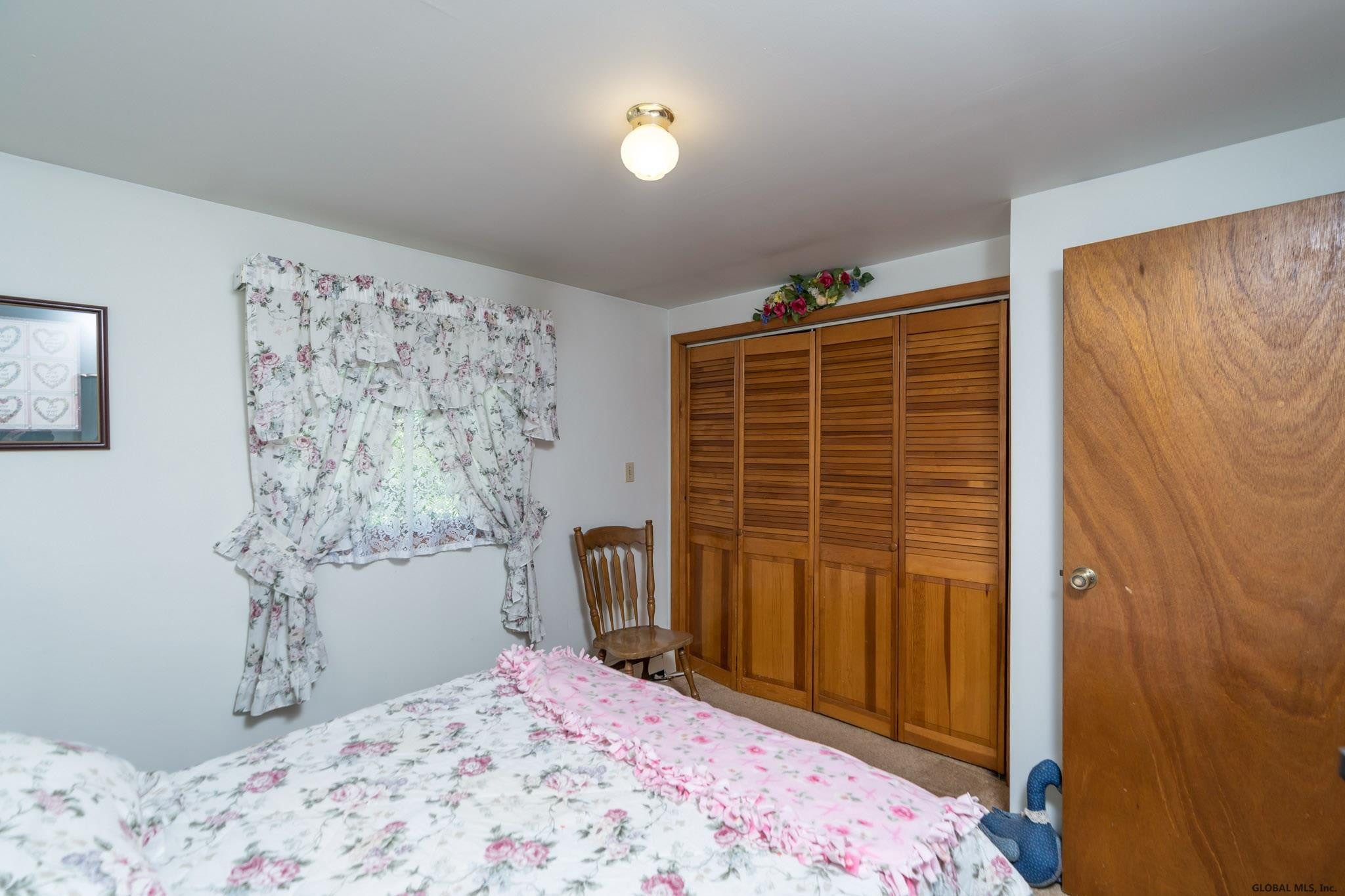 196 Old Crawford Road Rotterdam, NY 12306 - Photo 16 of 37 Photo 21