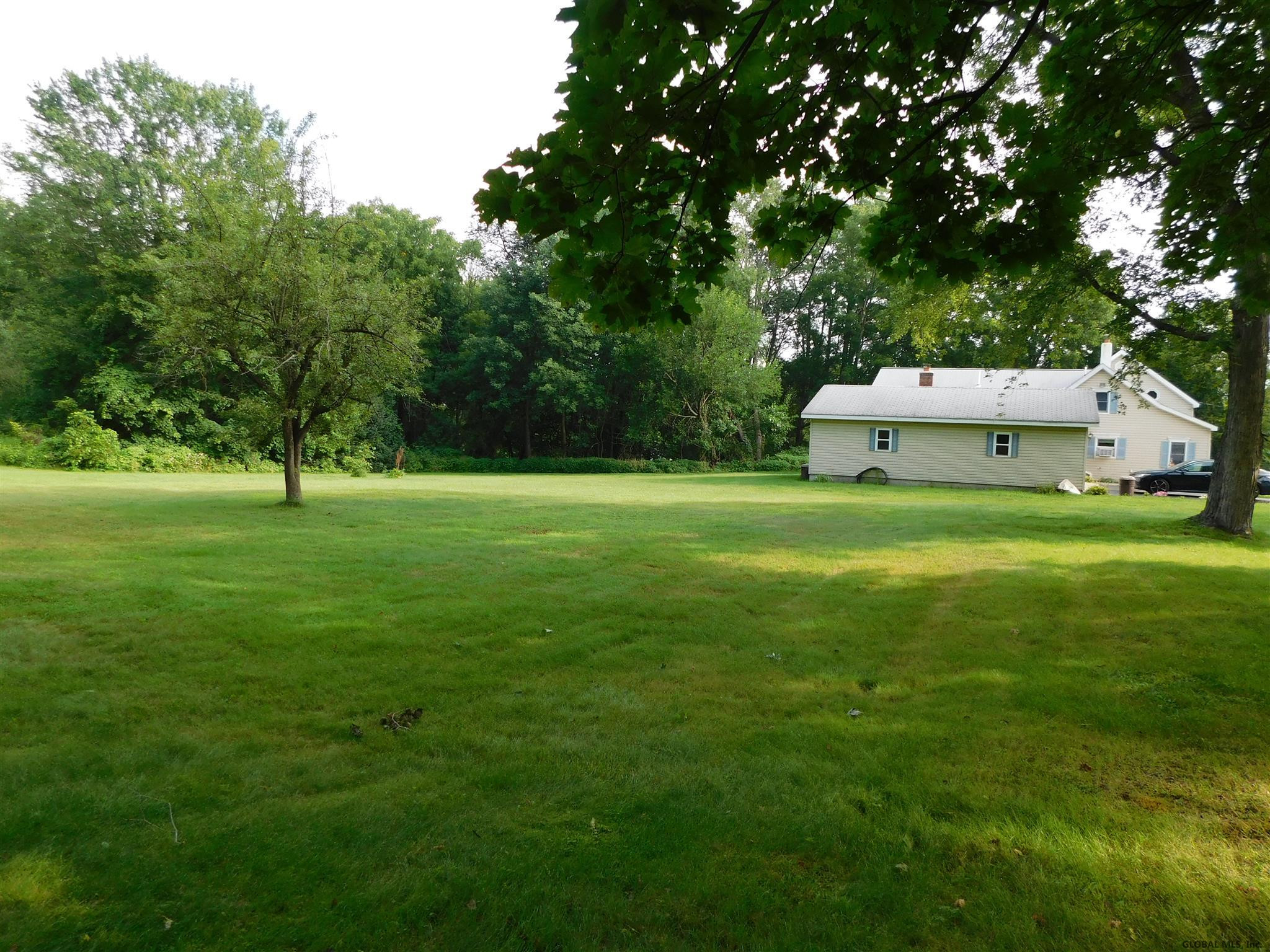 196 Old Crawford Road Rotterdam, NY 12306 - Photo 32 of 37 Photo 51
