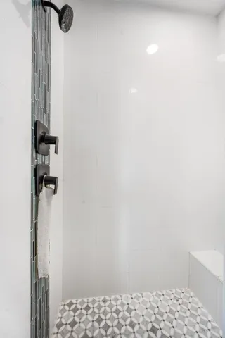 $879,000 | 21125 Byrne Lane, Nine Mile Falls, WA 99026