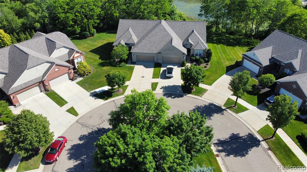 613 Zion Court Howell, MI 48843 - Photo 3 of 41