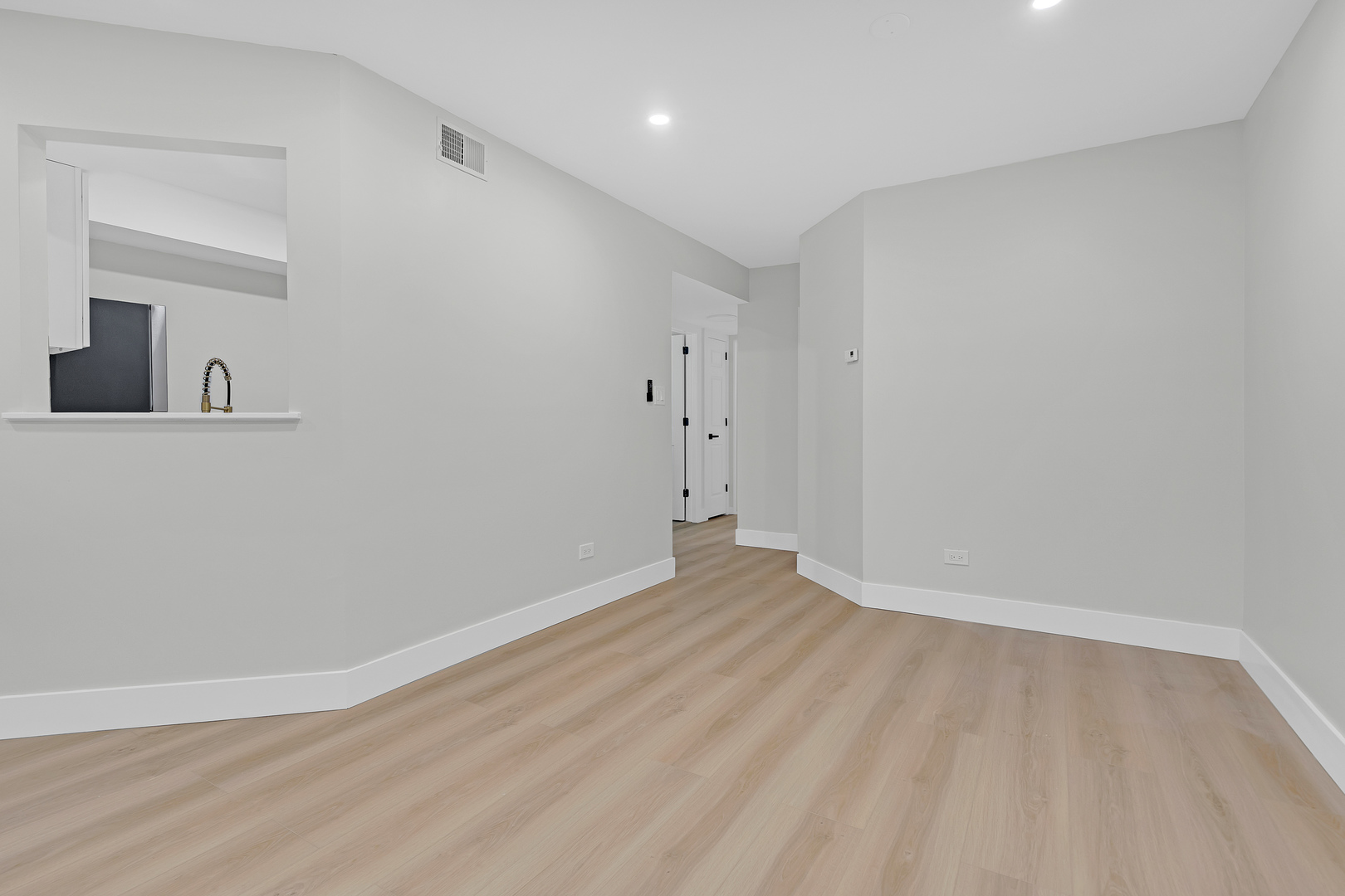 10347 Dearlove Road, Unit 302 Glenview, IL 60025 - Photo 9 of 26