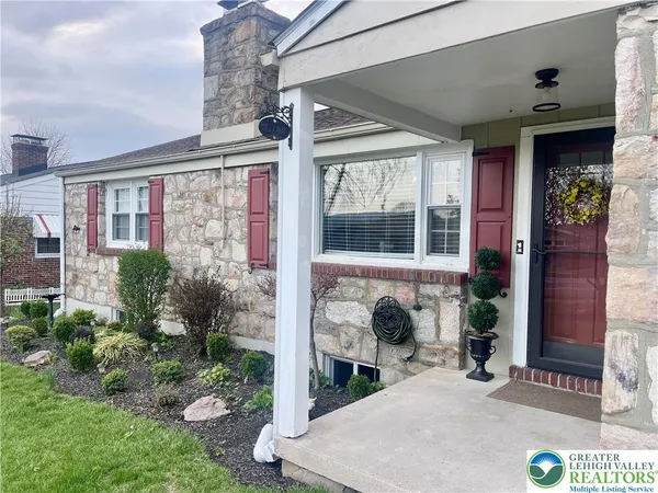 $359,000 | 1426 Eaton Avenue, Bethlehem, PA 18018