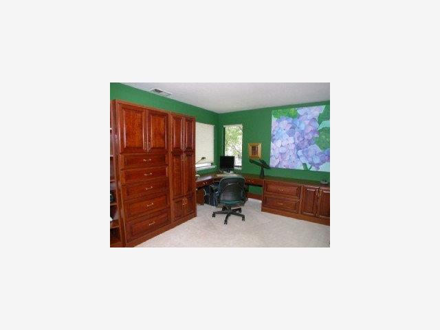 22520 Alcalde Road Cupertino, CA 95014 - Photo 3 of 9 Gallery Image 3