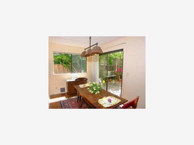 22520 Alcalde Road Cupertino, CA 95014 - Photo 4 of 9 Gallery Image 4