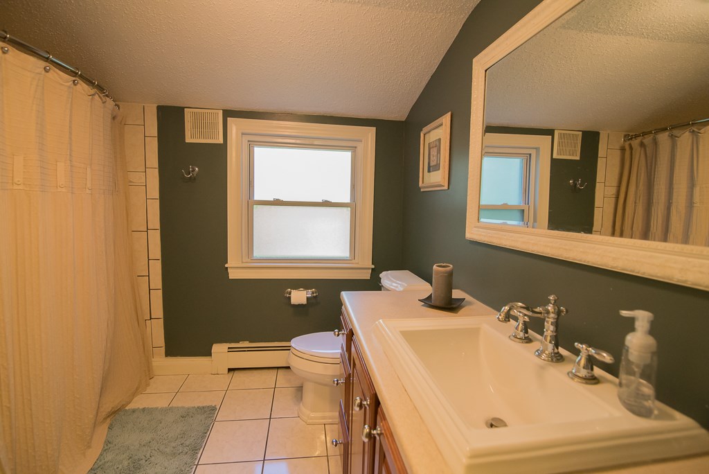 1 Diana Road Derry, NH 03038 - Photo 24 of 34
