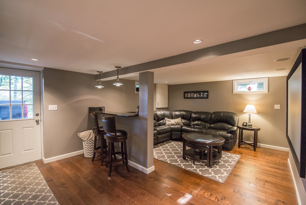 1 Diana Road Derry, NH 03038 - Photo 31 of 34