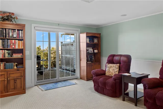 $1,095,000 | 9 Cutter Lane, Tiverton, RI 02878