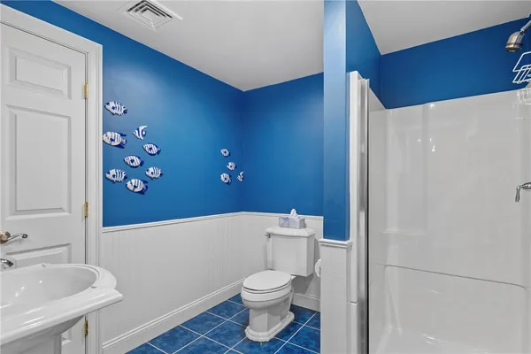 $995,000 | 9 Cutter Lane, Tiverton, RI 02878