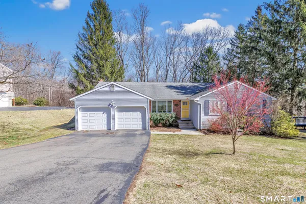 $429,900 | 151 Old Coach Highway, Hamden, CT 06518