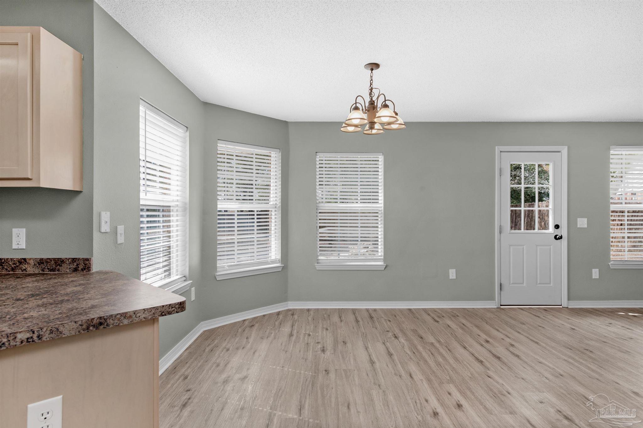 6707 Cedar Ridge Circle Milton, FL 32570 - Photo 10 of 31