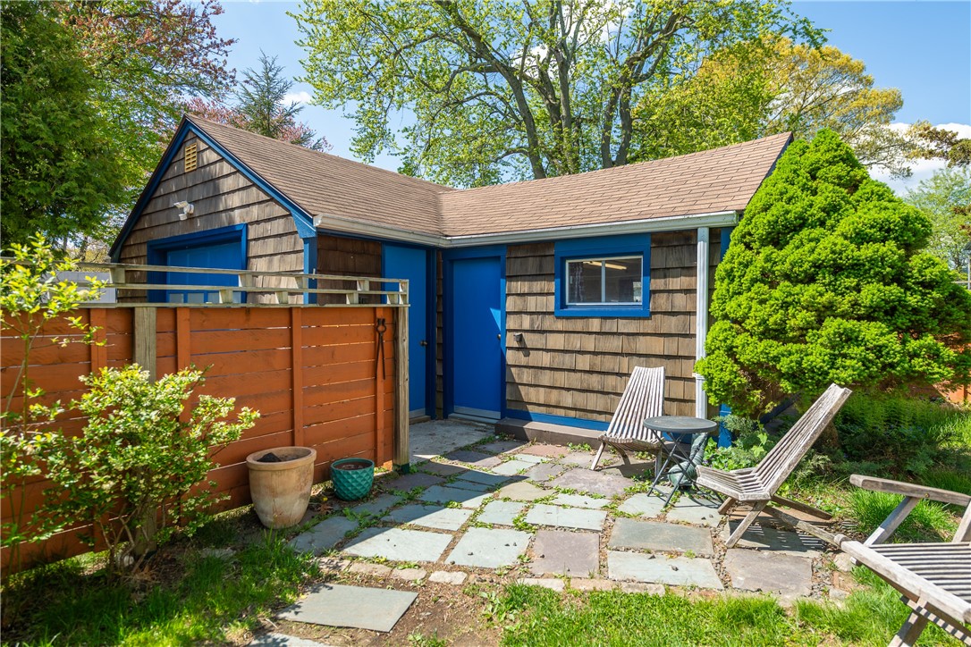 31 Errol Street Warwick, RI 02888 - Photo 28 of 34
