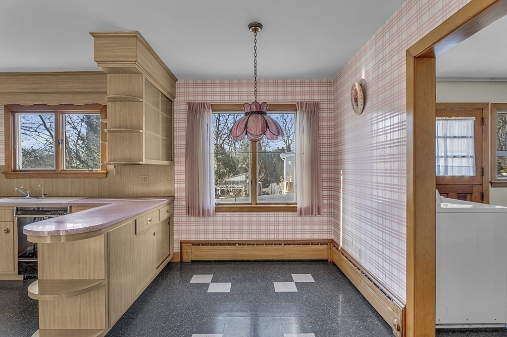 90 East Border Road Malden, MA 02148 - Photo 12 of 40 Gallery Image 12