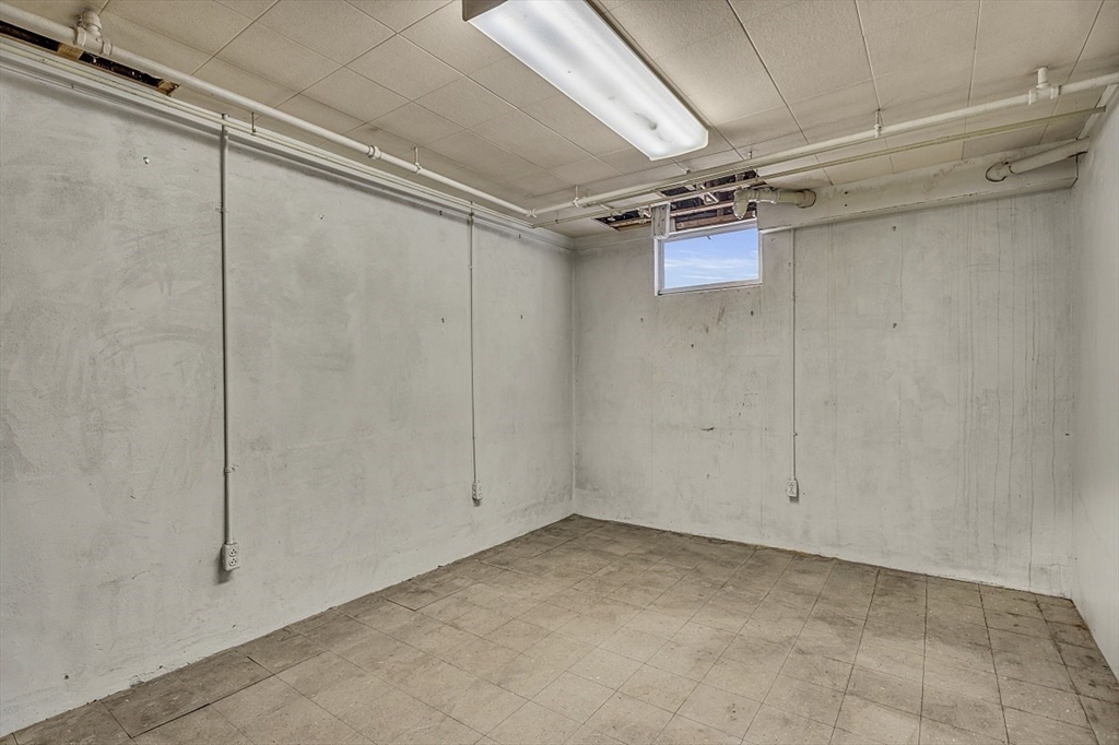 90 East Border Road Malden, MA 02148 - Photo 32 of 40 Gallery Image 32
