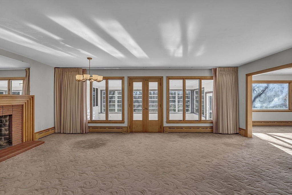 90 East Border Road Malden, MA 02148 - Photo 5 of 40 Gallery Image 5