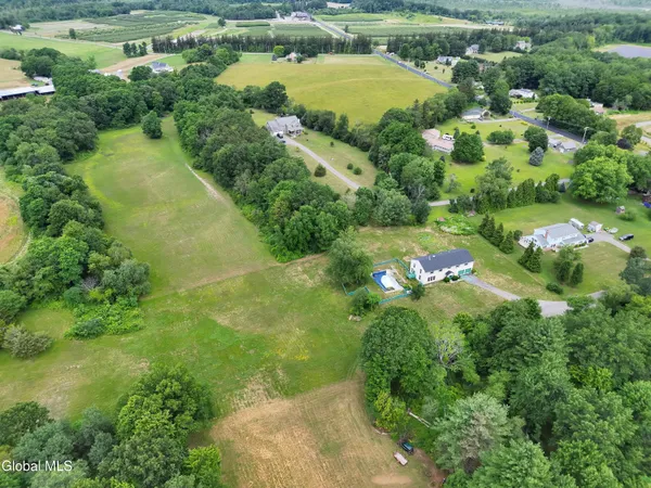 $524,900 | 16 Theresa Lane, Voorheesville, NY 12186