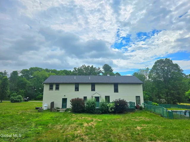 $524,900 | 16 Theresa Lane, Voorheesville, NY 12186