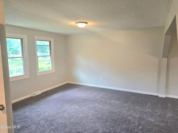 $524,900 | 16 Theresa Lane, Voorheesville, NY 12186