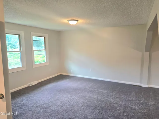 $524,900 | 16 Theresa Lane, Voorheesville, NY 12186