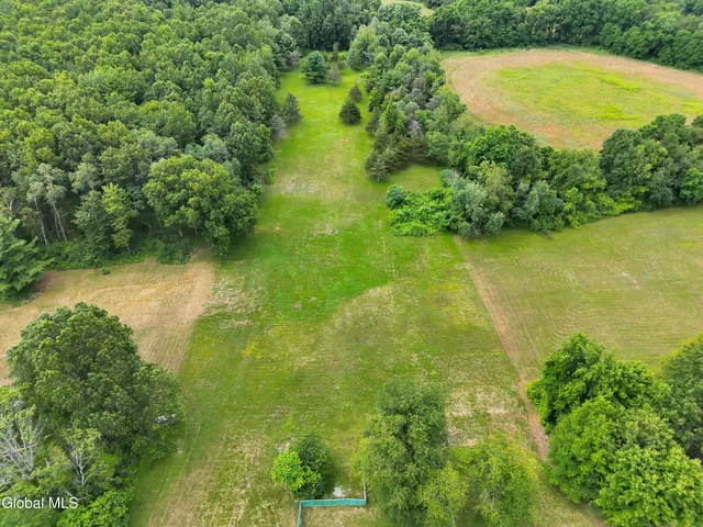 $524,900 | 16 Theresa Lane, Voorheesville, NY 12186