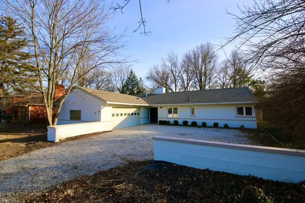 $2,200 | 3191 East Broad Street, Columbus, OH 43209