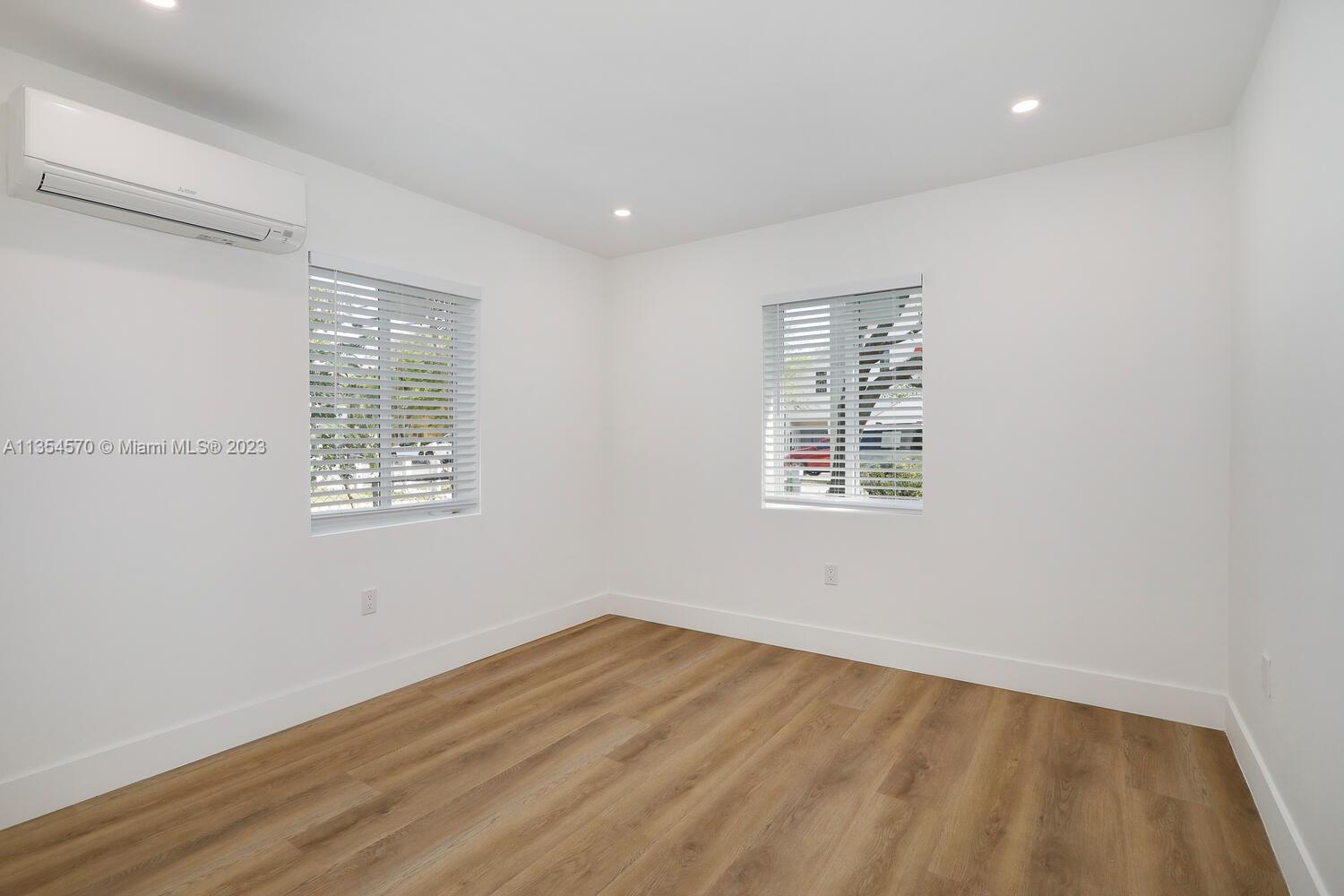 3530 Douglas Road Coconut Grove, FL 33133 - Photo 16 of 23