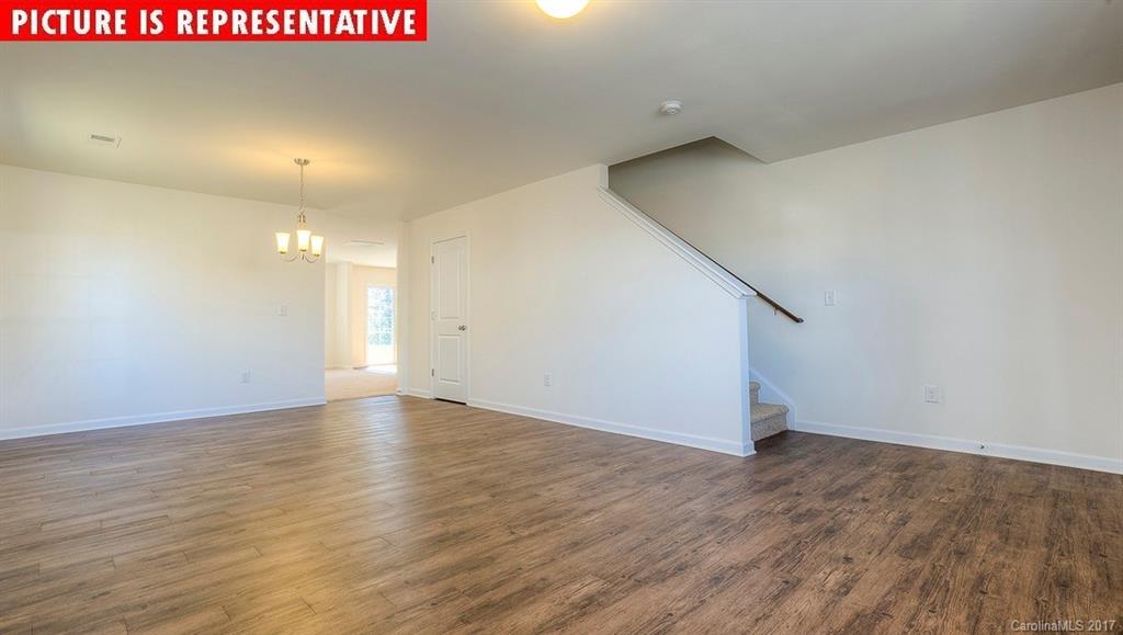 5303 Oakdale Ridge Road Charlotte, NC 28216 - Photo 2 of 18 Gallery Image 2