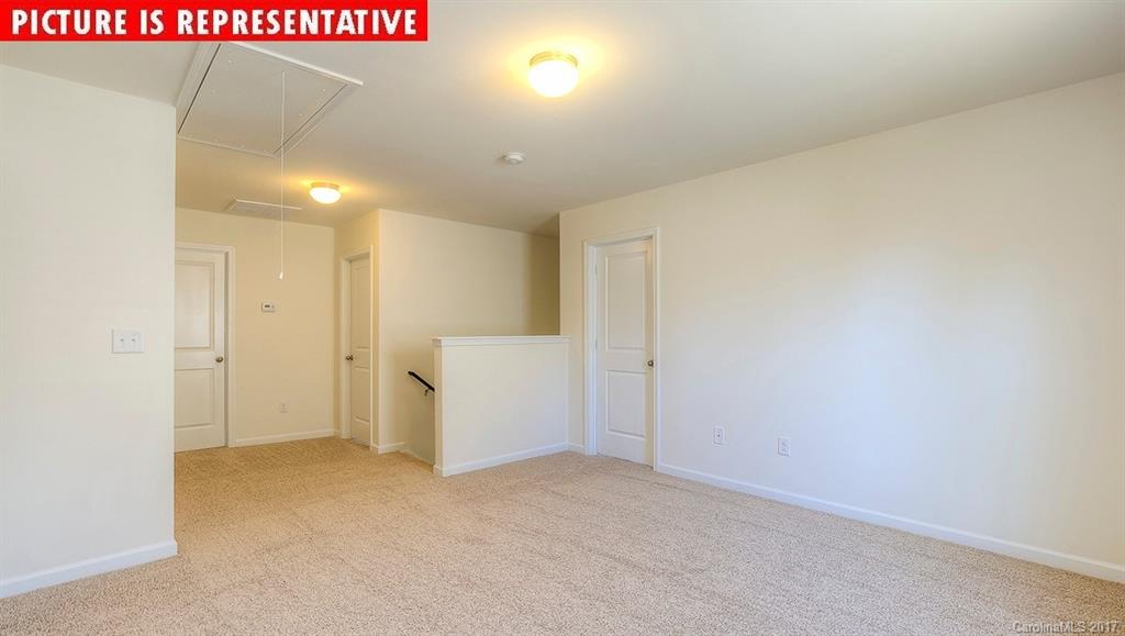 5303 Oakdale Ridge Road Charlotte, NC 28216 - Photo 12 of 18 Gallery Image 12
