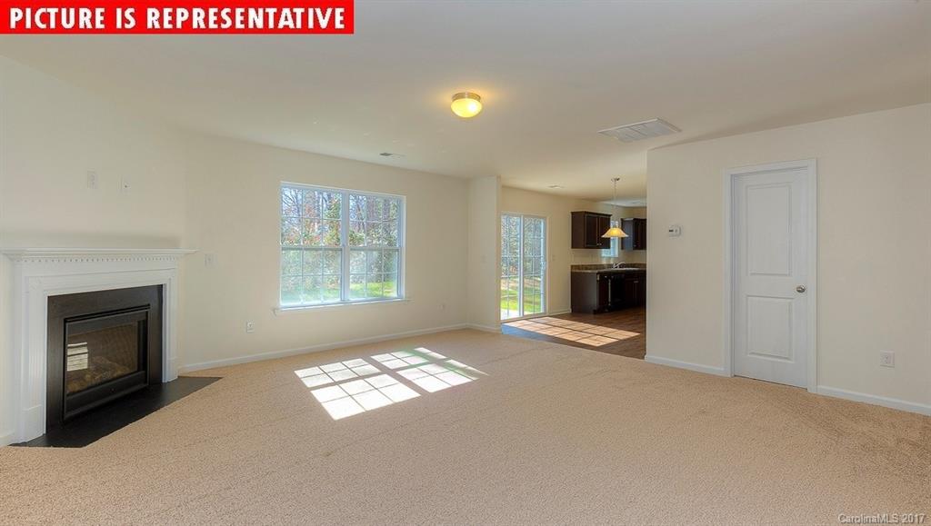 5303 Oakdale Ridge Road Charlotte, NC 28216 - Photo 7 of 18 Gallery Image 7