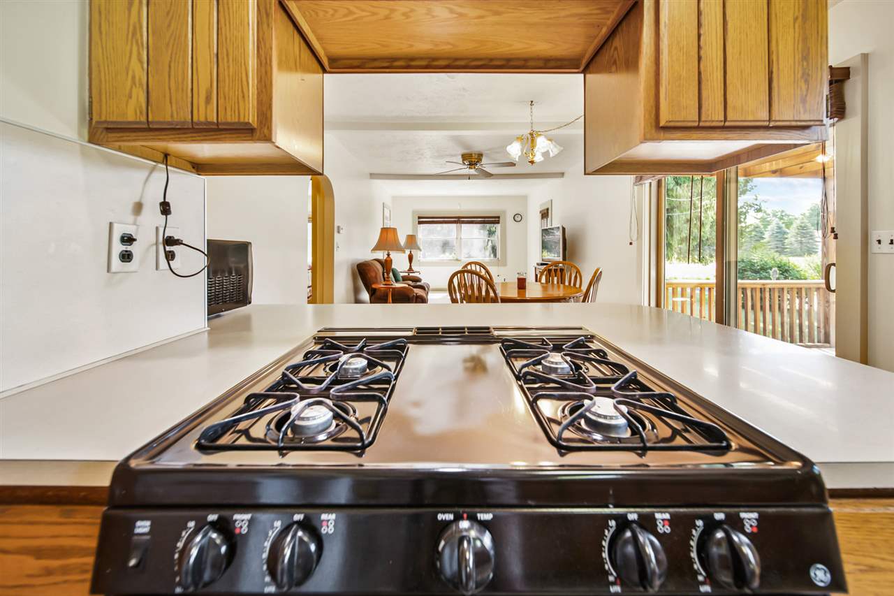 10025 Elms Road Montrose, MI 48457 - Photo 11 of 47