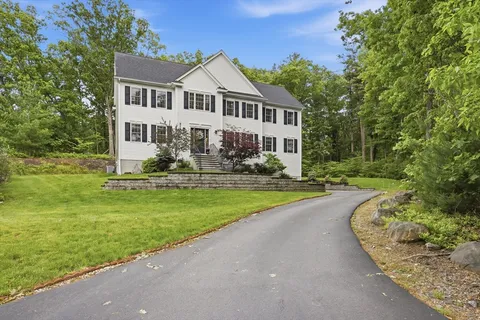 $1,538,000 | 4 Murray Hill Circle, Wilmington, MA 01887