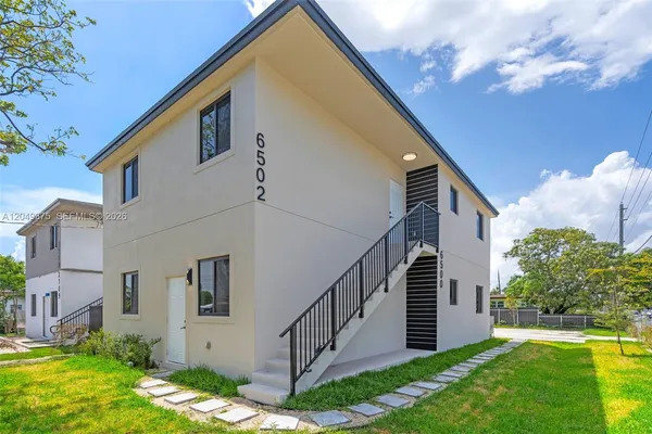 $3,200 | 6500 Northwest 21st Avenue, Unit 6502, Miami, FL 33147